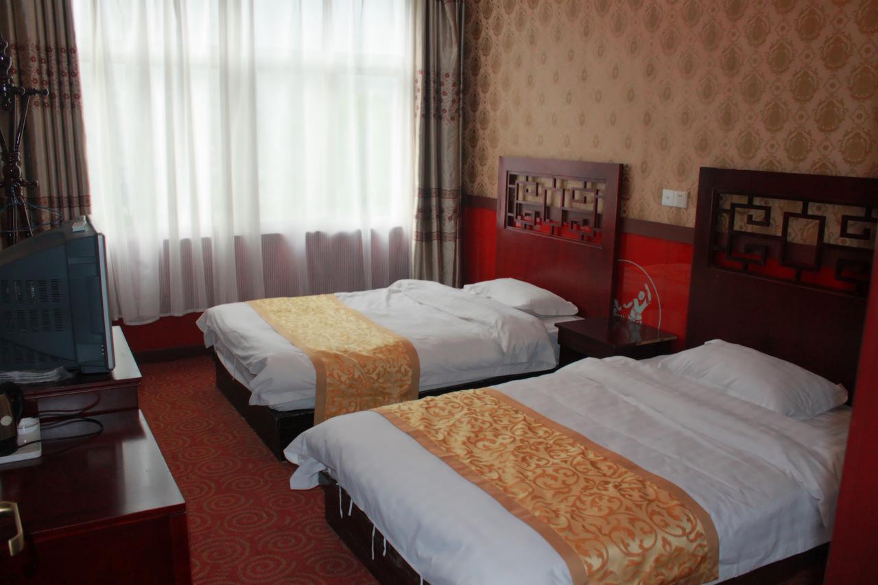 Songyang Dengfeng Shaolin Tourist Resort מראה חיצוני תמונה